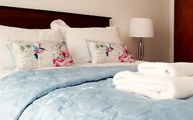 Vitamin Sea Beachfront Apartment Ramsgate - Sleeps 4